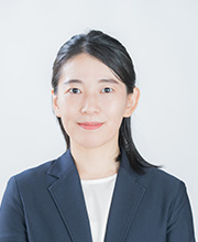 井花　庸子